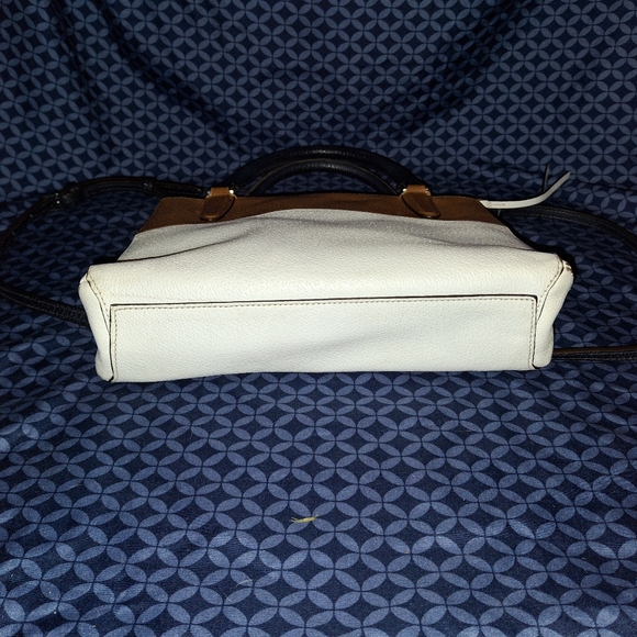 Coach Purse - Picture 3 of 8